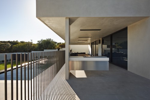 MINIMALIST BLAIRGOWRIE RESIDENCE UNCOVERS OCEAN VIEWS BY FGR ARCHITECTS by 2014 Interior Ideas